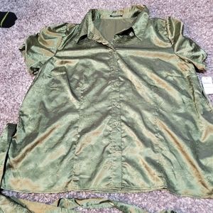 Green reitmans blouse